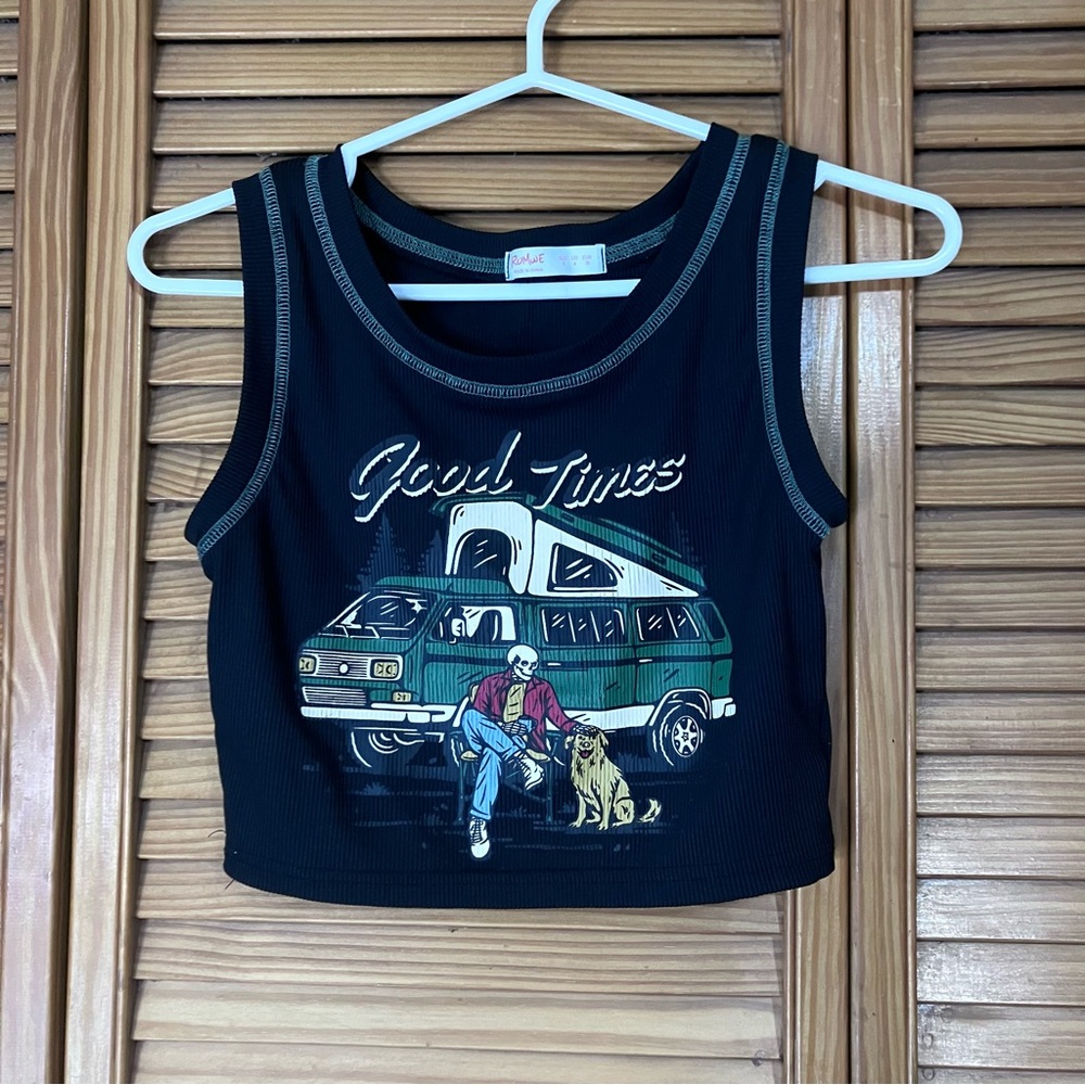 ROMWE Good Times Camper Van Graphic Crop Tank Top Women’s Small
Black Ribbed